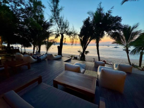Sunny Cove Beach Resort Koh Phayam